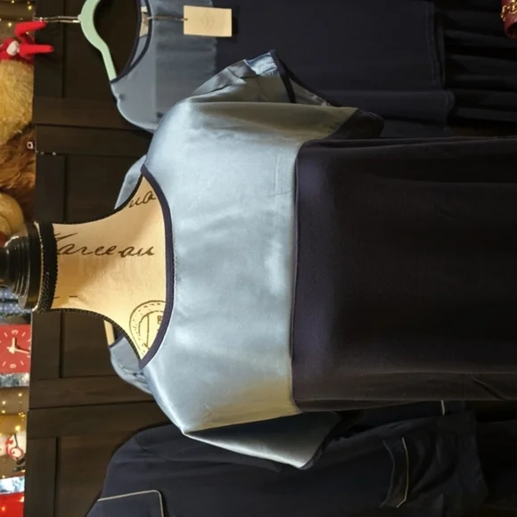 Frette Cascade Lounge Collection 2026 NWT 2 Pieces Top/ Pants Blue Silk/ Cotton - Picture 7 of 17